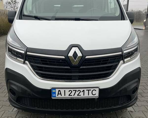Білий Рено Трафік, об'ємом двигуна 2 л та пробігом 45 тис. км за 18900 $, фото 9 на Automoto.ua