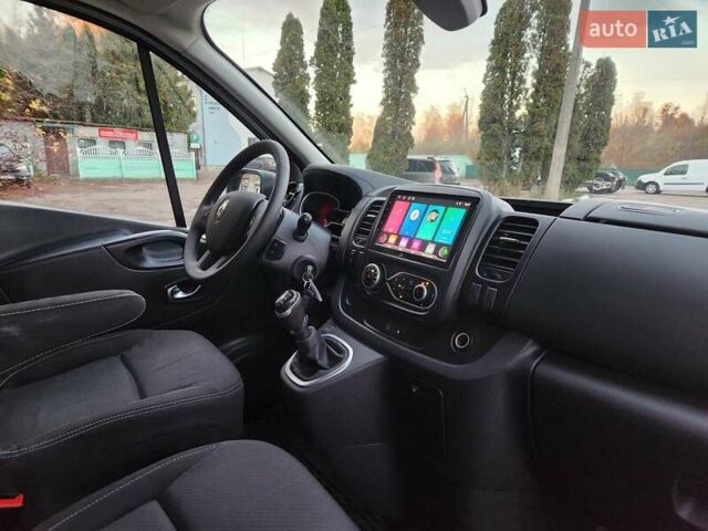 Белый Рено Трафик, объемом двигателя 2 л и пробегом 115 тыс. км за 18500 $, фото 23 на Automoto.ua