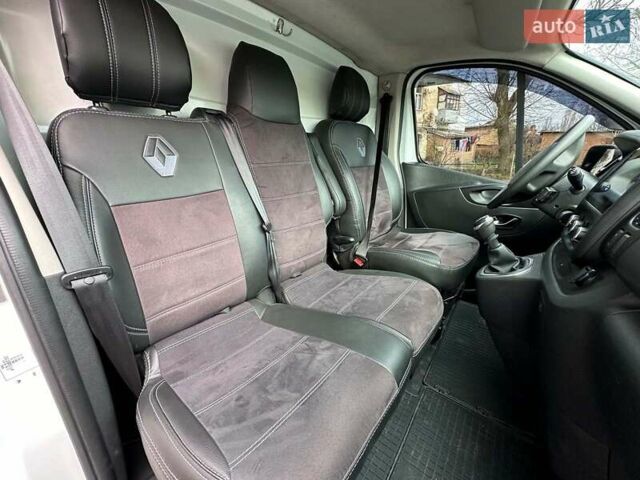 Білий Рено Трафік, об'ємом двигуна 2 л та пробігом 207 тис. км за 18100 $, фото 17 на Automoto.ua