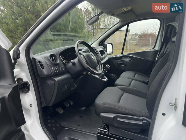 Белый Рено Трафик, объемом двигателя 2 л и пробегом 166 тыс. км за 16890 $, фото 13 на Automoto.ua