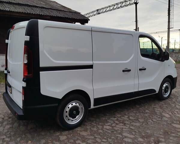 Белый Рено Трафик, объемом двигателя 0 л и пробегом 188 тыс. км за 16000 $, фото 2 на Automoto.ua