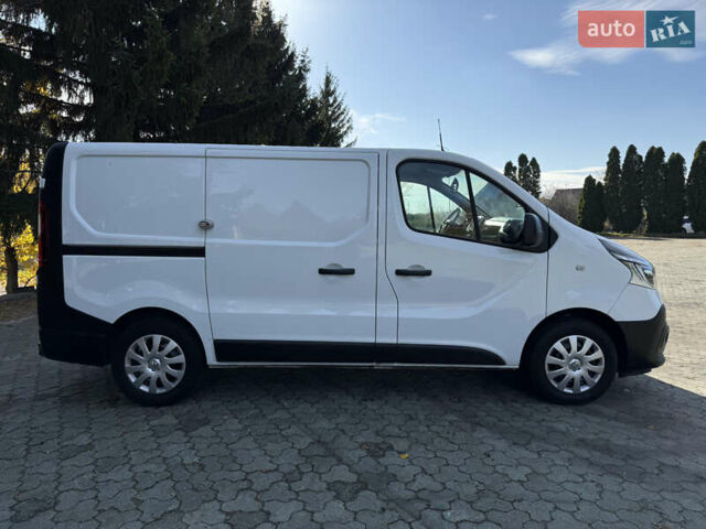 Белый Рено Трафик, объемом двигателя 2 л и пробегом 185 тыс. км за 16250 $, фото 10 на Automoto.ua