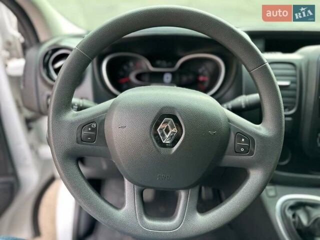 Білий Рено Трафік, об'ємом двигуна 2 л та пробігом 207 тис. км за 18100 $, фото 23 на Automoto.ua
