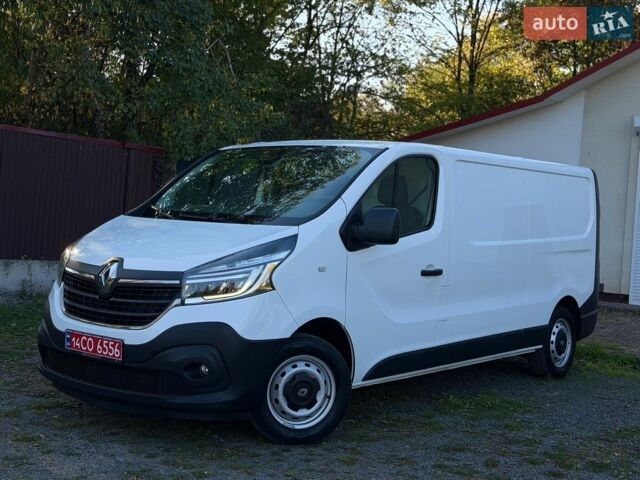 Білий Рено Трафік, об'ємом двигуна 2 л та пробігом 245 тис. км за 16900 $, фото 3 на Automoto.ua