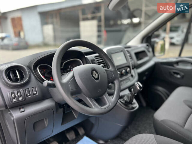 Белый Рено Трафик, объемом двигателя 2 л и пробегом 168 тыс. км за 18950 $, фото 18 на Automoto.ua