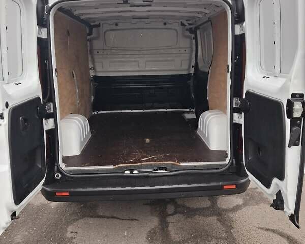 Белый Рено Трафик, объемом двигателя 2 л и пробегом 116 тыс. км за 16500 $, фото 19 на Automoto.ua