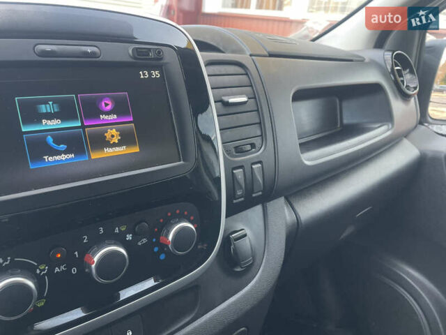 Белый Рено Трафик, объемом двигателя 2 л и пробегом 208 тыс. км за 14500 $, фото 31 на Automoto.ua