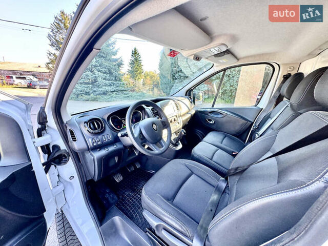 Белый Рено Трафик, объемом двигателя 2 л и пробегом 182 тыс. км за 17673 $, фото 28 на Automoto.ua