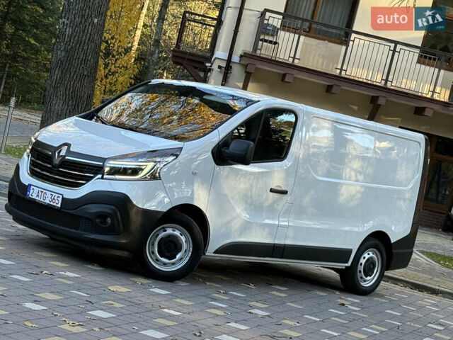 Белый Рено Трафик, объемом двигателя 2 л и пробегом 112 тыс. км за 17850 $, фото 14 на Automoto.ua