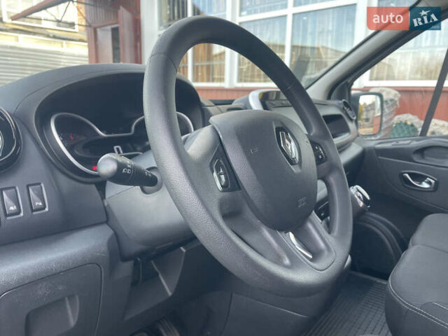 Белый Рено Трафик, объемом двигателя 2 л и пробегом 208 тыс. км за 14500 $, фото 21 на Automoto.ua