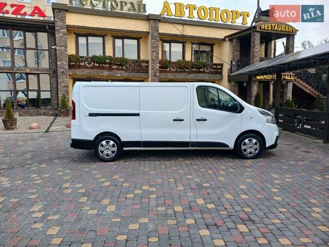 Белый Рено Трафик, объемом двигателя 2 л и пробегом 230 тыс. км за 14200 $, фото 3 на Automoto.ua