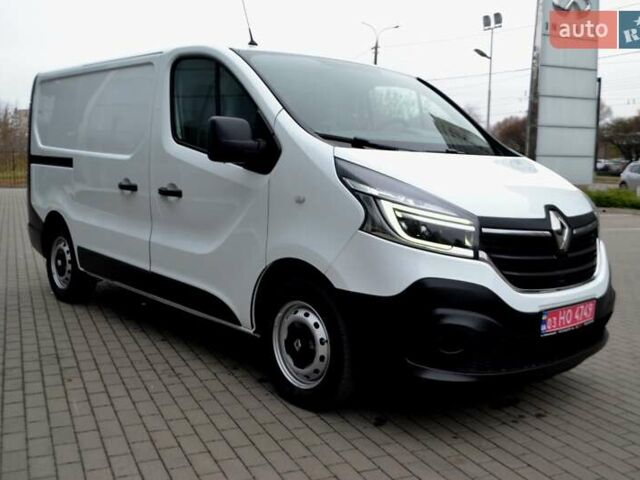 Белый Рено Трафик, объемом двигателя 2 л и пробегом 236 тыс. км за 16900 $, фото 68 на Automoto.ua