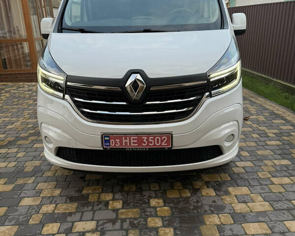 Белый Рено Трафик, объемом двигателя 2 л и пробегом 213 тыс. км за 16900 $, фото 16 на Automoto.ua