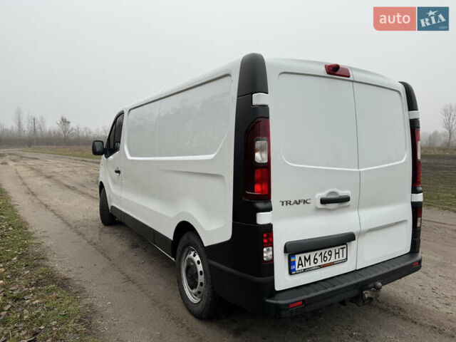 Білий Рено Трафік, об'ємом двигуна 2 л та пробігом 116 тис. км за 19450 $, фото 17 на Automoto.ua