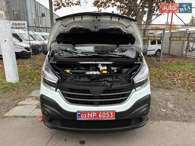 Белый Рено Трафик, объемом двигателя 2 л и пробегом 166 тыс. км за 19700 $, фото 48 на Automoto.ua