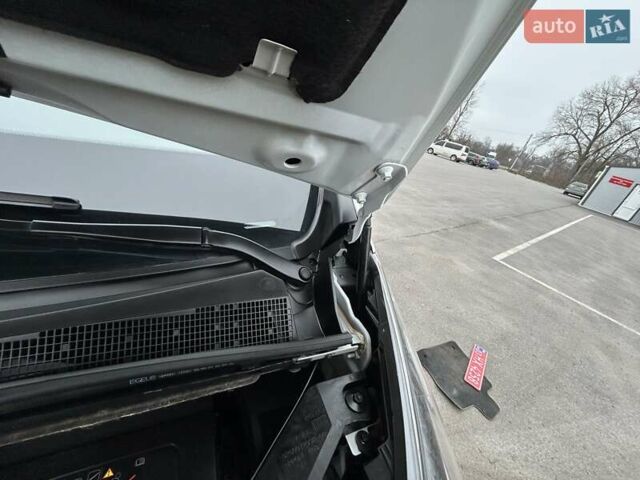 Белый Рено Трафик, объемом двигателя 2 л и пробегом 189 тыс. км за 17900 $, фото 36 на Automoto.ua