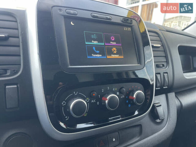 Белый Рено Трафик, объемом двигателя 2 л и пробегом 208 тыс. км за 14500 $, фото 30 на Automoto.ua