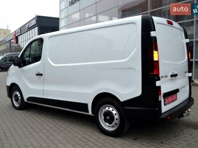 Белый Рено Трафик, объемом двигателя 2 л и пробегом 236 тыс. км за 16900 $, фото 7 на Automoto.ua