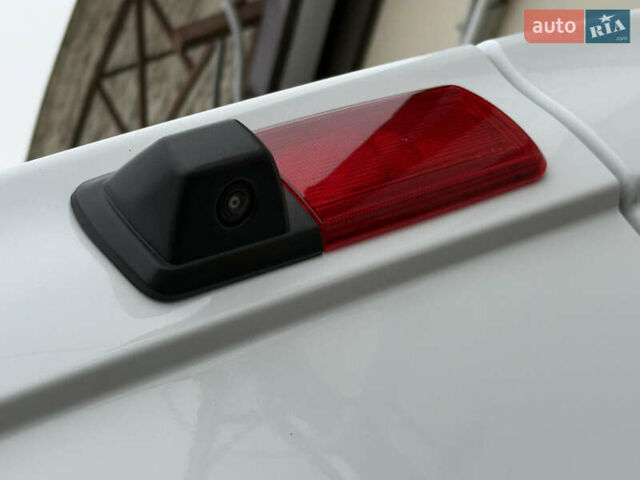 Белый Рено Трафик, объемом двигателя 2 л и пробегом 116 тыс. км за 17700 $, фото 27 на Automoto.ua