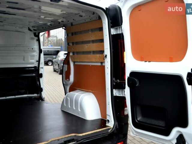 Белый Рено Трафик, объемом двигателя 2 л и пробегом 236 тыс. км за 16900 $, фото 145 на Automoto.ua