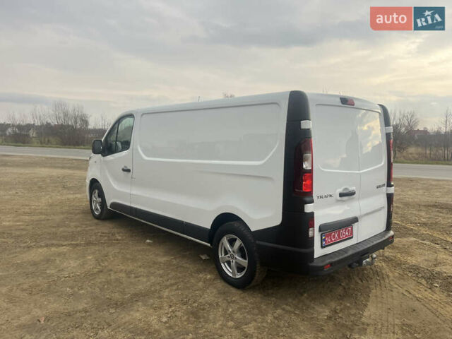 Білий Рено Трафік, об'ємом двигуна 2 л та пробігом 150 тис. км за 16950 $, фото 7 на Automoto.ua