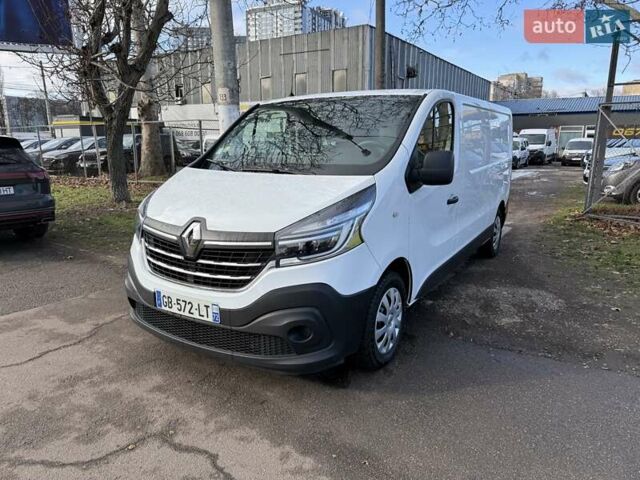 Білий Рено Трафік, об'ємом двигуна 2 л та пробігом 200 тис. км за 18900 $, фото 1 на Automoto.ua