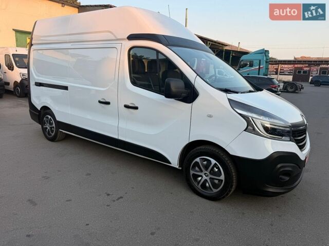 Білий Рено Трафік, об'ємом двигуна 2 л та пробігом 222 тис. км за 17900 $, фото 2 на Automoto.ua