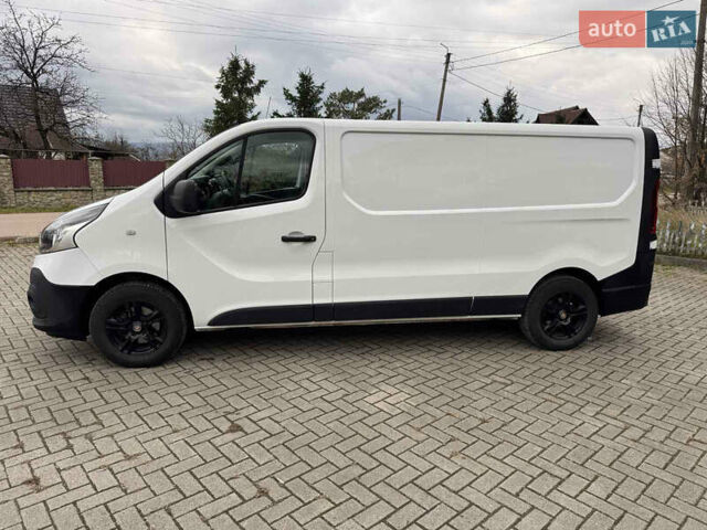 Белый Рено Трафик, объемом двигателя 2 л и пробегом 76 тыс. км за 17700 $, фото 2 на Automoto.ua