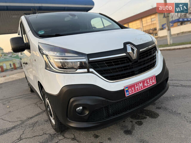 Белый Рено Трафик, объемом двигателя 2 л и пробегом 130 тыс. км за 18999 $, фото 32 на Automoto.ua