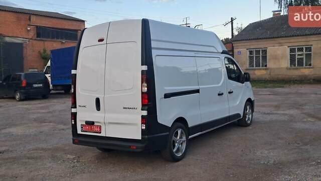Белый Рено Трафик, объемом двигателя 2 л и пробегом 109 тыс. км за 19777 $, фото 18 на Automoto.ua