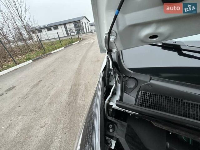 Белый Рено Трафик, объемом двигателя 2 л и пробегом 189 тыс. км за 17900 $, фото 38 на Automoto.ua