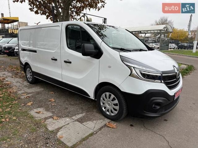 Белый Рено Трафик, объемом двигателя 2 л и пробегом 166 тыс. км за 19700 $, фото 5 на Automoto.ua