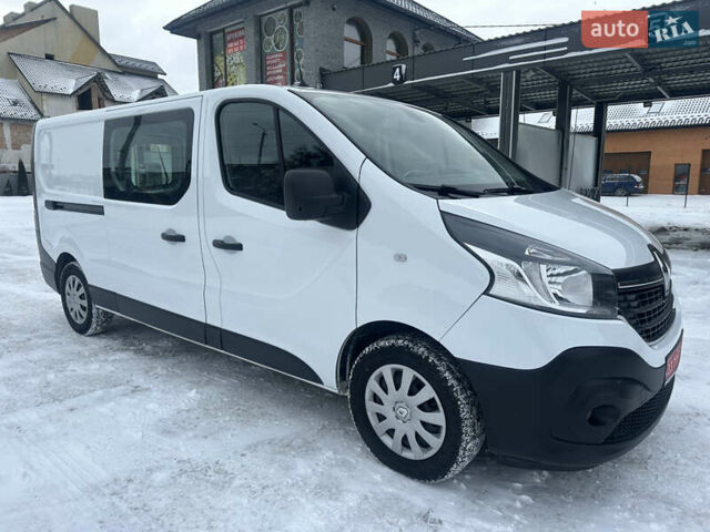 Білий Рено Трафік, об'ємом двигуна 2 л та пробігом 140 тис. км за 17500 $, фото 17 на Automoto.ua