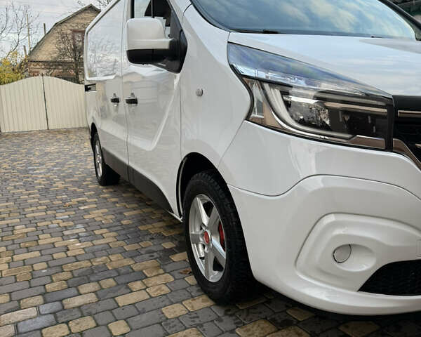 Белый Рено Трафик, объемом двигателя 2 л и пробегом 213 тыс. км за 16900 $, фото 10 на Automoto.ua