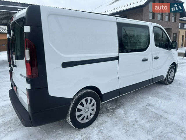 Білий Рено Трафік, об'ємом двигуна 2 л та пробігом 140 тис. км за 17500 $, фото 6 на Automoto.ua