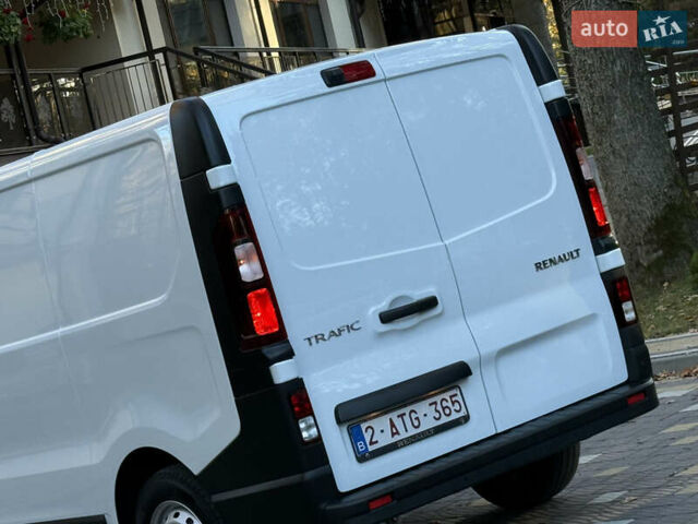 Белый Рено Трафик, объемом двигателя 2 л и пробегом 112 тыс. км за 17850 $, фото 26 на Automoto.ua