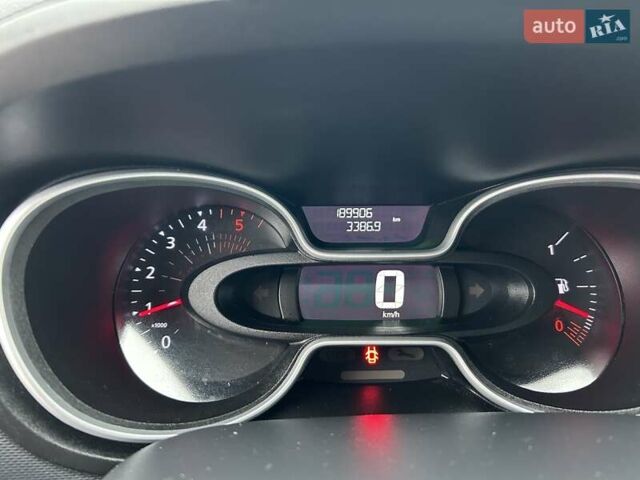 Белый Рено Трафик, объемом двигателя 2 л и пробегом 189 тыс. км за 17900 $, фото 12 на Automoto.ua