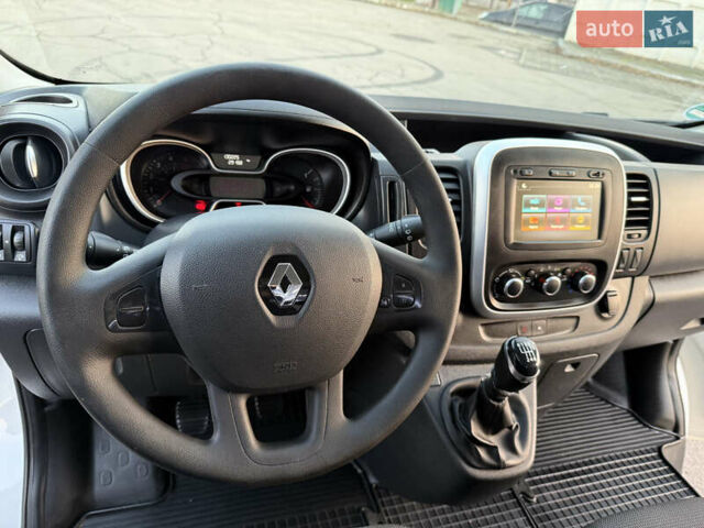 Белый Рено Трафик, объемом двигателя 2 л и пробегом 130 тыс. км за 18999 $, фото 68 на Automoto.ua