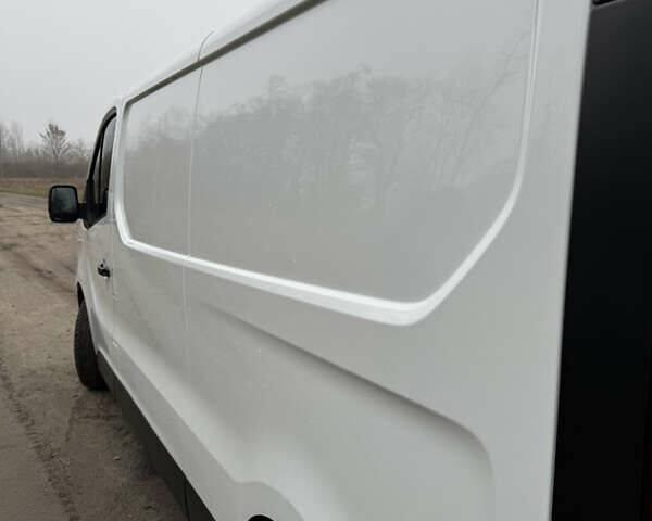 Білий Рено Трафік, об'ємом двигуна 2 л та пробігом 116 тис. км за 19450 $, фото 19 на Automoto.ua