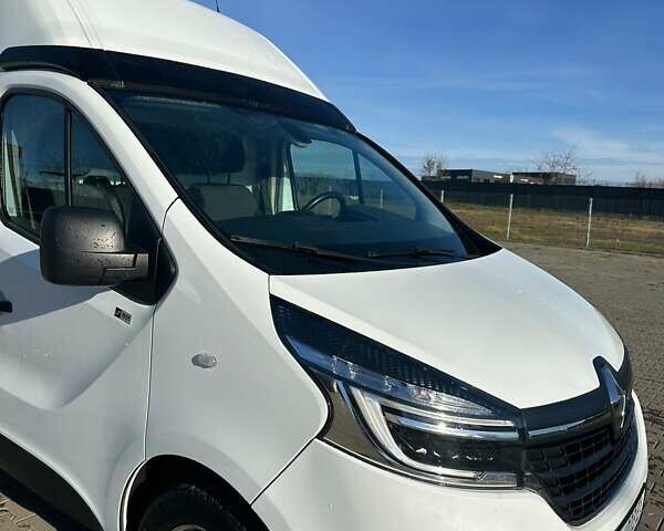 Білий Рено Трафік, об'ємом двигуна 0 л та пробігом 1000 тис. км за 21600 $, фото 3 на Automoto.ua