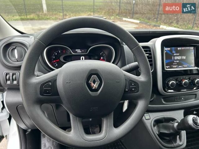 Белый Рено Трафик, объемом двигателя 2 л и пробегом 189 тыс. км за 17900 $, фото 11 на Automoto.ua