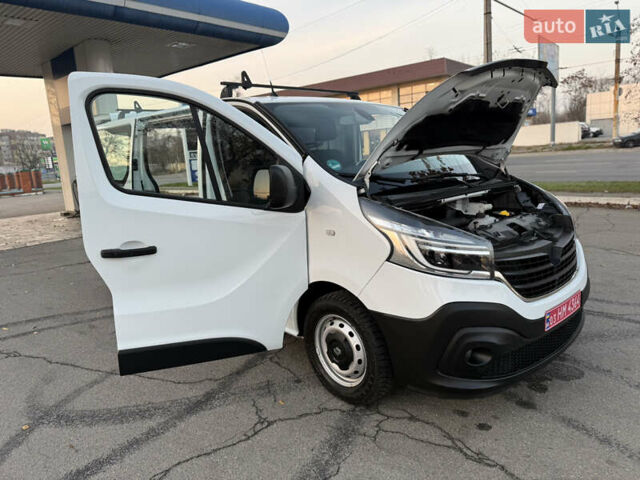 Белый Рено Трафик, объемом двигателя 2 л и пробегом 130 тыс. км за 18999 $, фото 102 на Automoto.ua