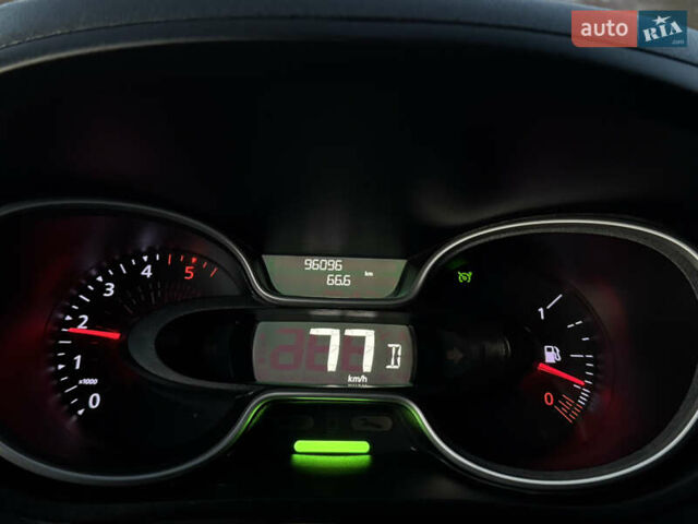 Белый Рено Трафик, объемом двигателя 2 л и пробегом 96 тыс. км за 19500 $, фото 40 на Automoto.ua