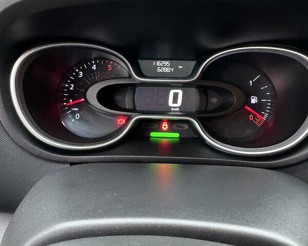 Білий Рено Трафік, об'ємом двигуна 2 л та пробігом 116 тис. км за 19450 $, фото 76 на Automoto.ua