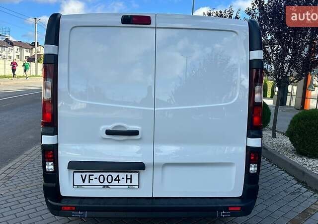 Білий Рено Трафік, об'ємом двигуна 2 л та пробігом 14 тис. км за 21700 $, фото 5 на Automoto.ua