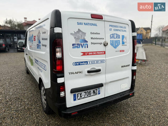 Белый Рено Трафик, объемом двигателя 2 л и пробегом 250 тыс. км за 16250 $, фото 6 на Automoto.ua