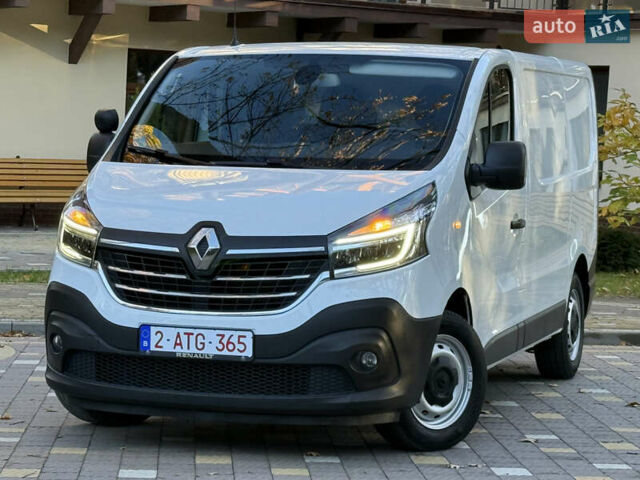 Белый Рено Трафик, объемом двигателя 2 л и пробегом 114 тыс. км за 18200 $, фото 10 на Automoto.ua