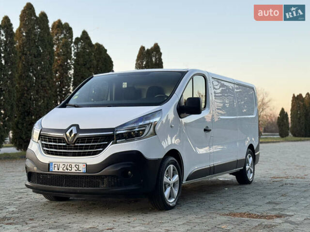 Белый Рено Трафик, объемом двигателя 2 л и пробегом 96 тыс. км за 19500 $, фото 15 на Automoto.ua