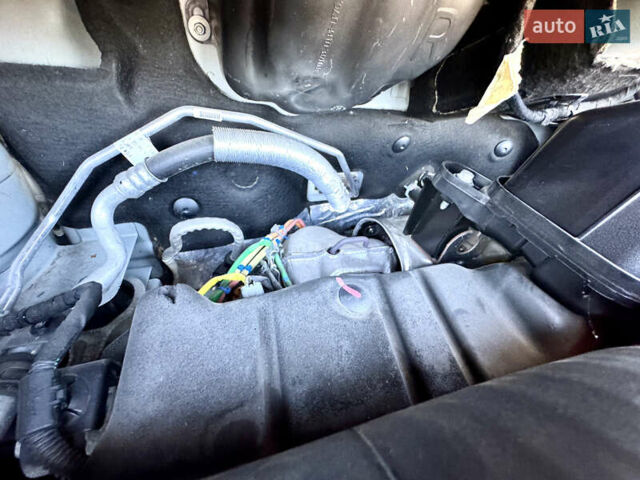 Белый Рено Трафик, объемом двигателя 2 л и пробегом 182 тыс. км за 17673 $, фото 65 на Automoto.ua