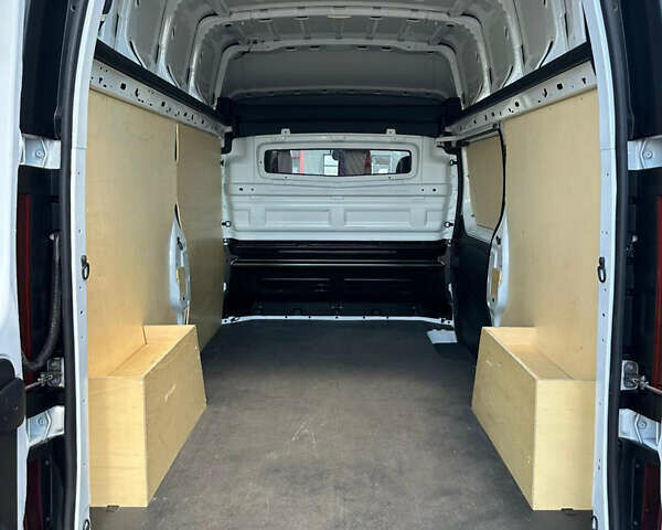 Білий Рено Трафік, об'ємом двигуна 0 л та пробігом 1000 тис. км за 21600 $, фото 53 на Automoto.ua